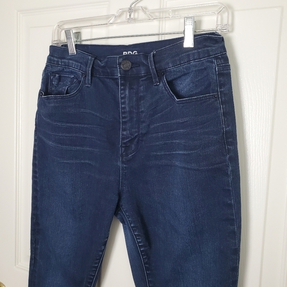 Urban Outfitters BDG High Rise Twig Grazer Jeans Size 28 - Picture 4 of 9